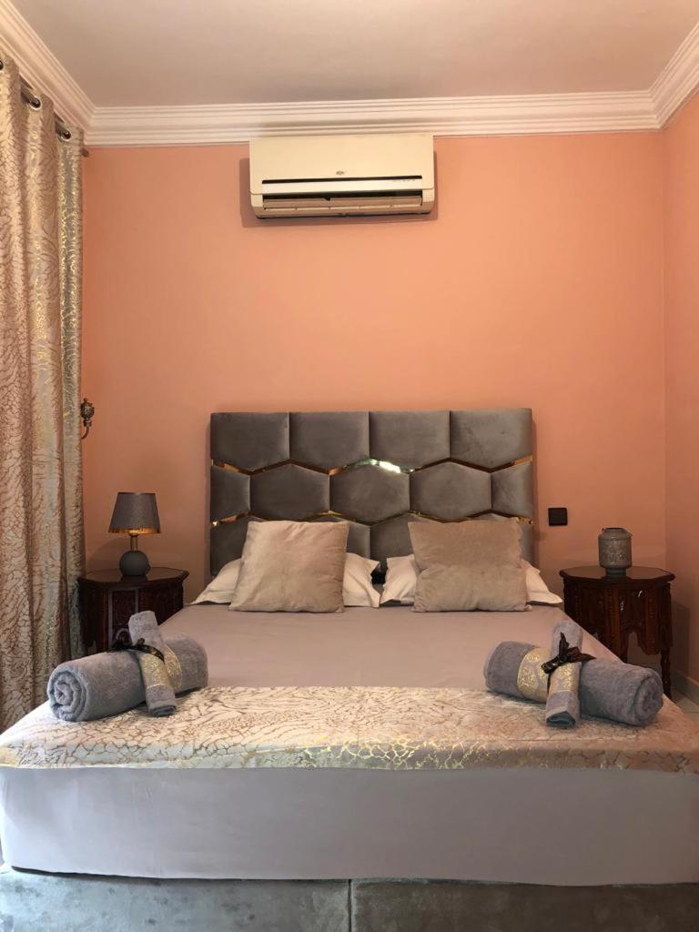 Riad Ramona Lqariya Seyaheya Μαρακές Δωμάτιο φωτογραφία